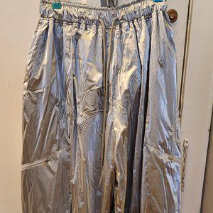 BNWOT: Style Nanda Various Me Elastic Waist Metallic Pants, OS